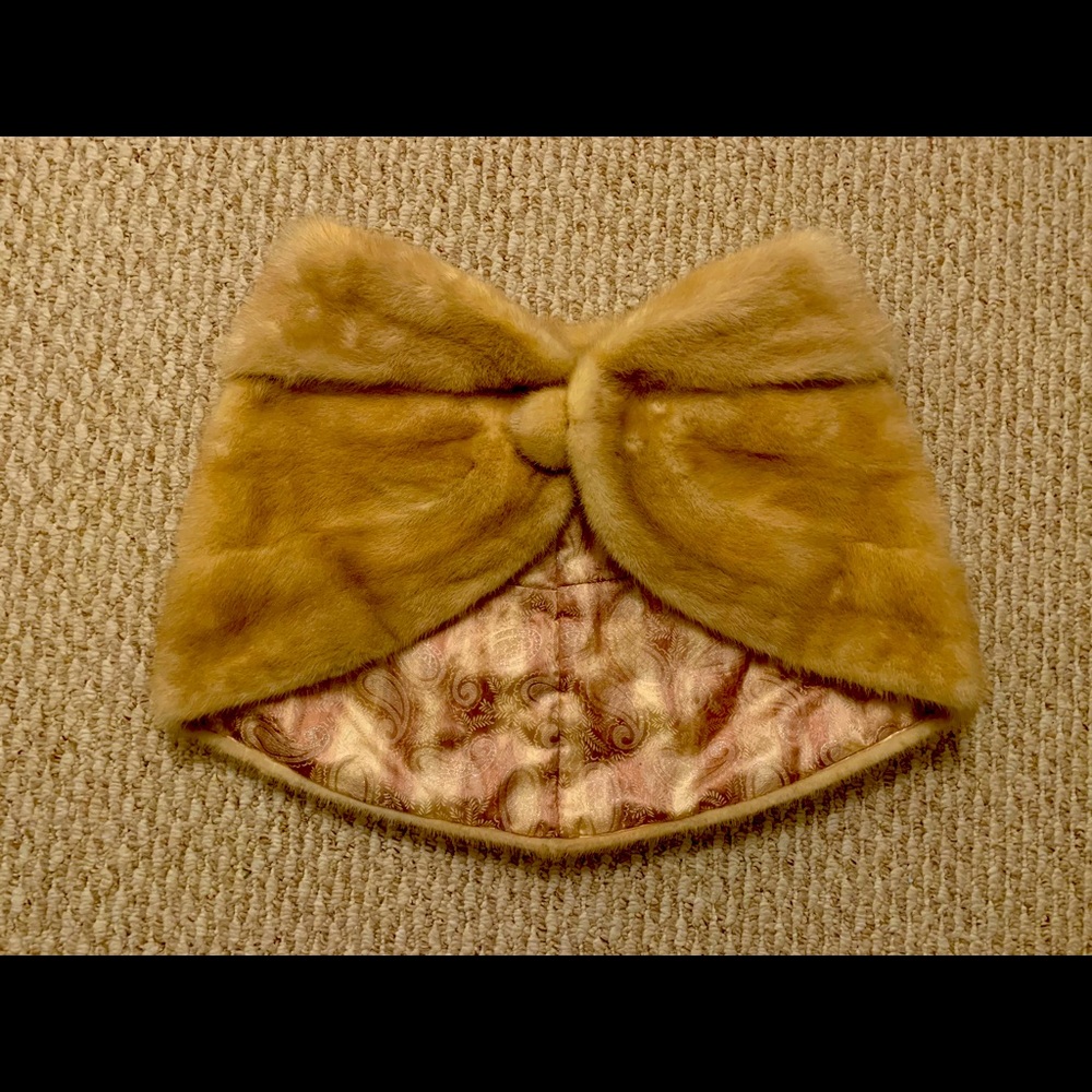 M. Jacques Fur Shall